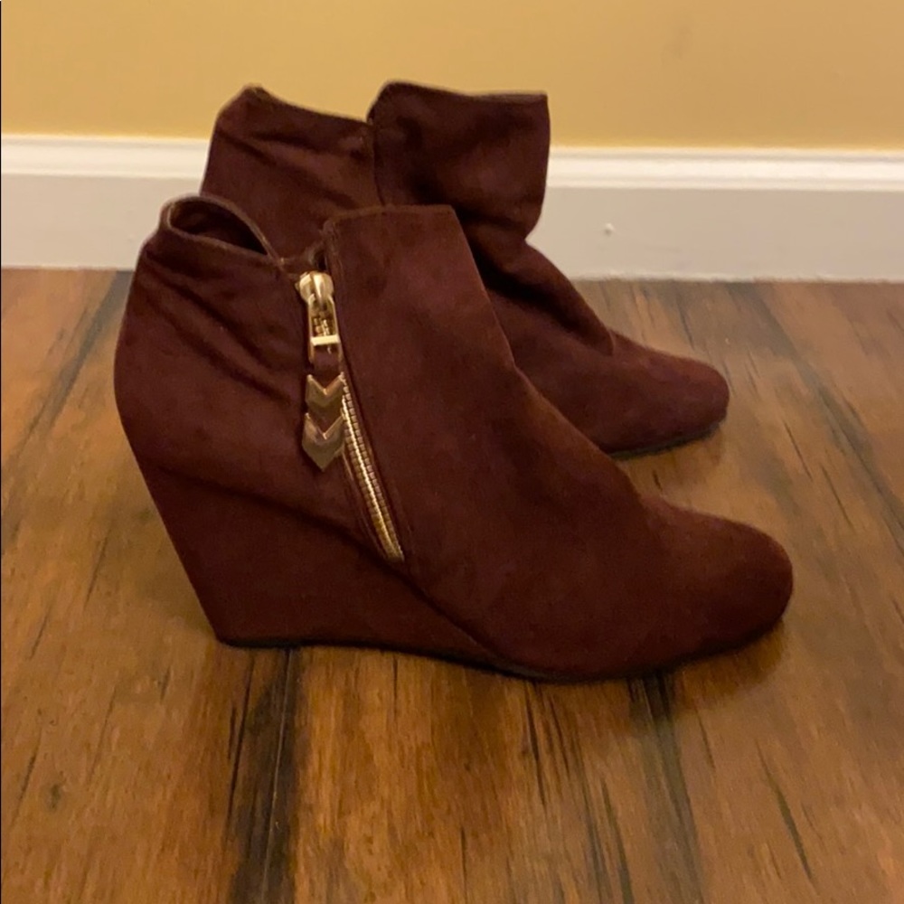 BCBG wedge bootie